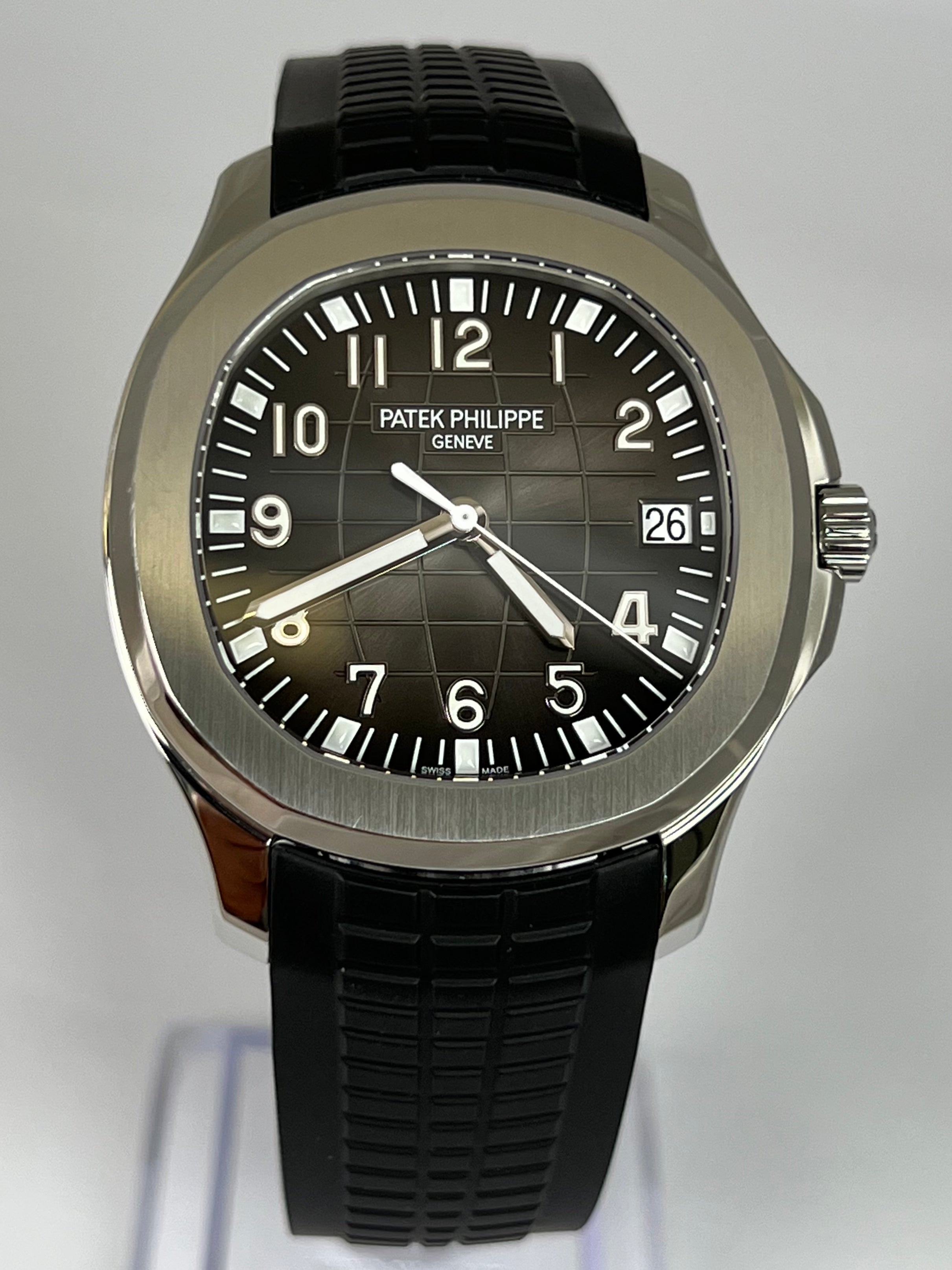 PATEK PHILIPPE AQUANAUT BLACK DIAL 5167 1A 001