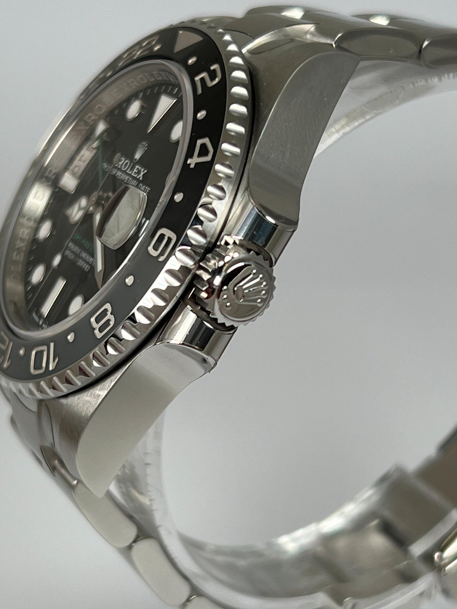 ROLEX GMT MASTER 2 BRUCE WAYNE 126710GRNR