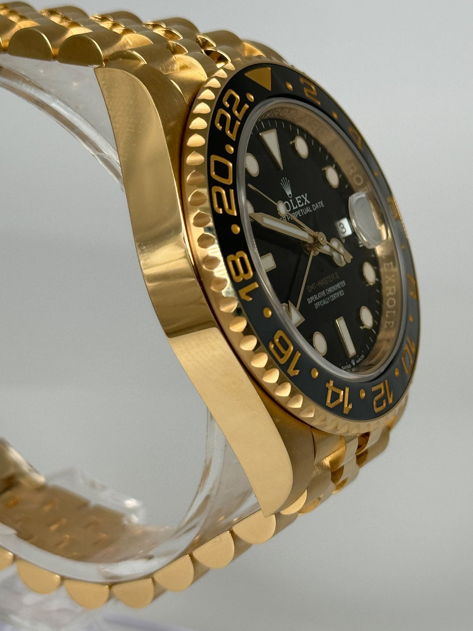 ROLEX GMT MASTER 2 YELLOW GOLD JUBILEE 126718GRNR