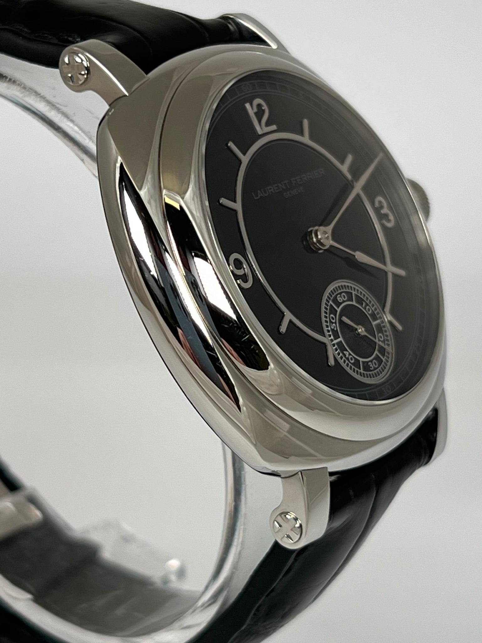 LAURENT FERRIER GALET SQUARE VINTAGE AMERICAN II LIMITED EDITION 10 PIECES