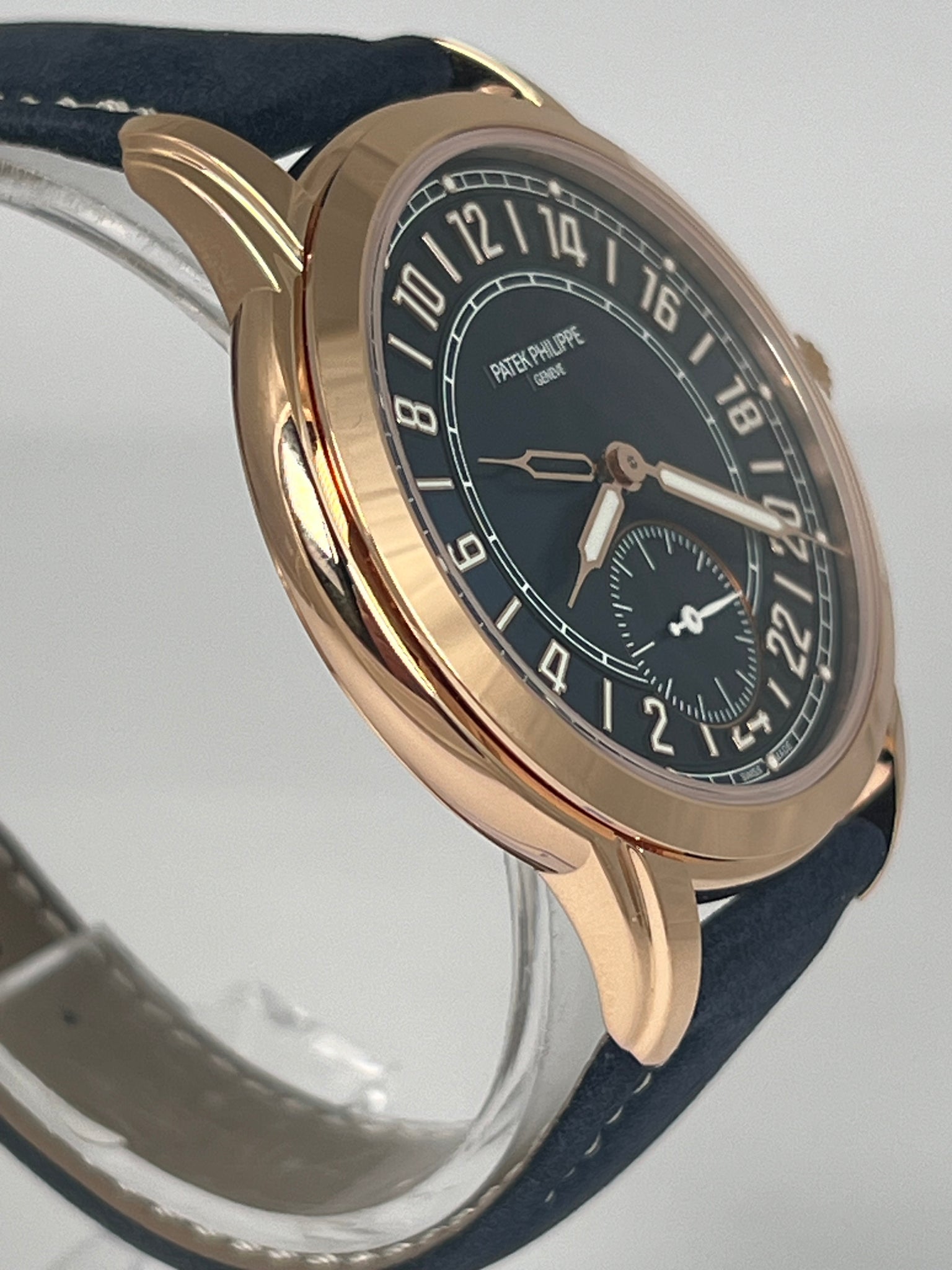 PATEK PHILIPPE 24 HOUR TRAVEL TIME BLUE DIAL ROSE GOLD 5224R