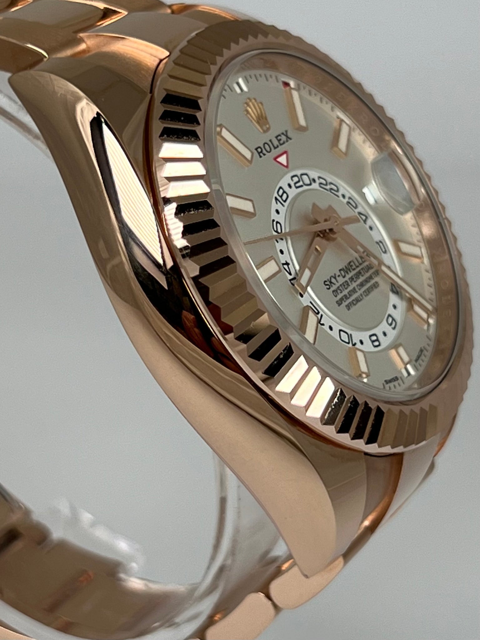 ROLEX SKY-DWELLER WHITE DIAL ROSE GOLD 326935