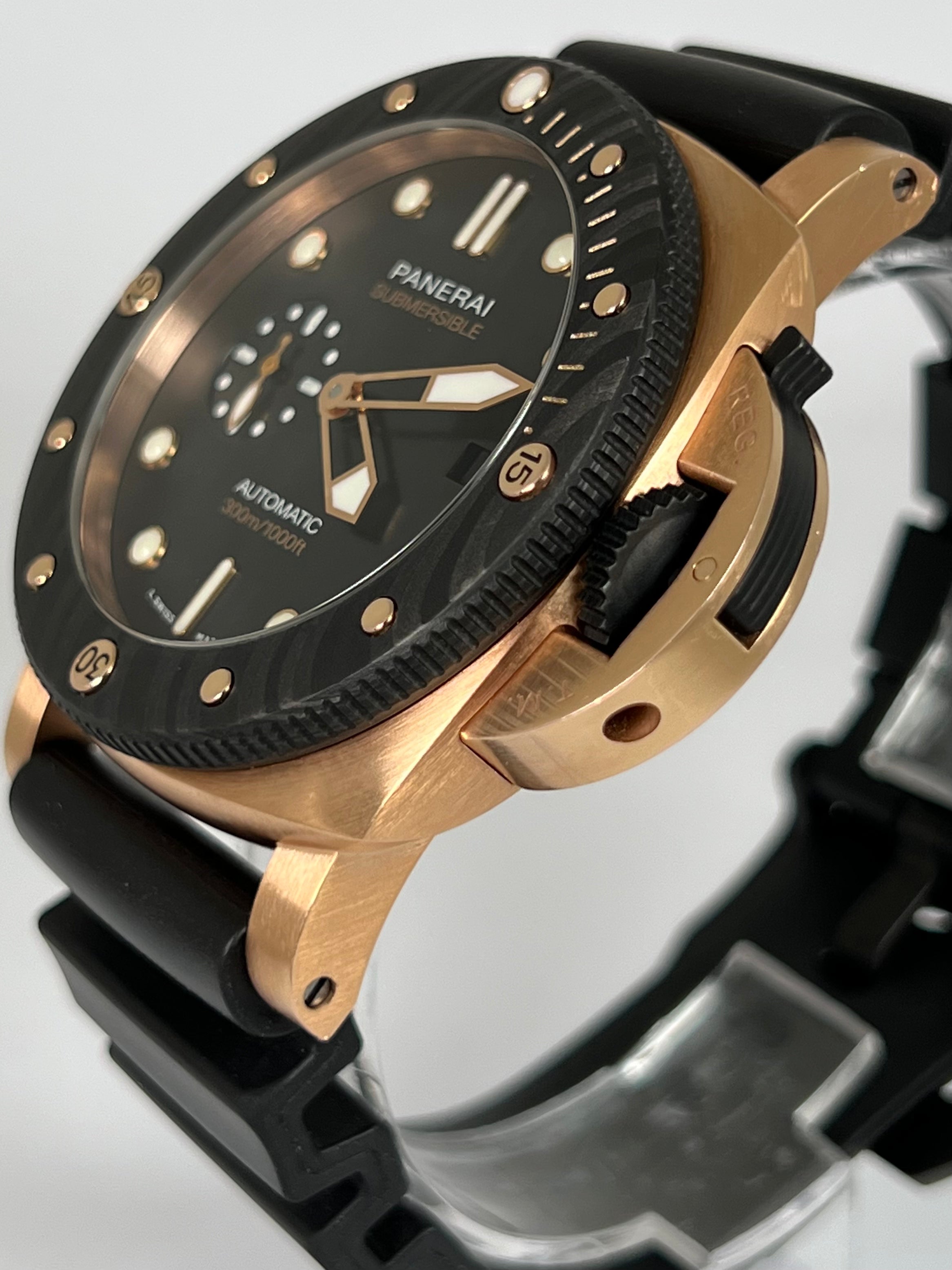 PANERAI SUBMERSIBLE GOLDTECH OROCARBO PAM01070