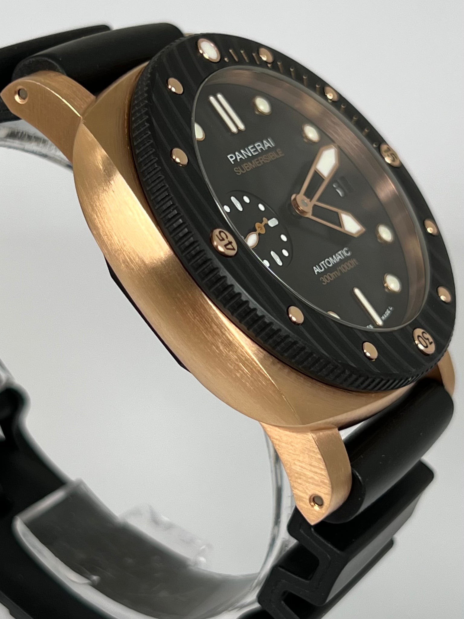 PANERAI SUBMERSIBLE GOLDTECH OROCARBO PAM01070