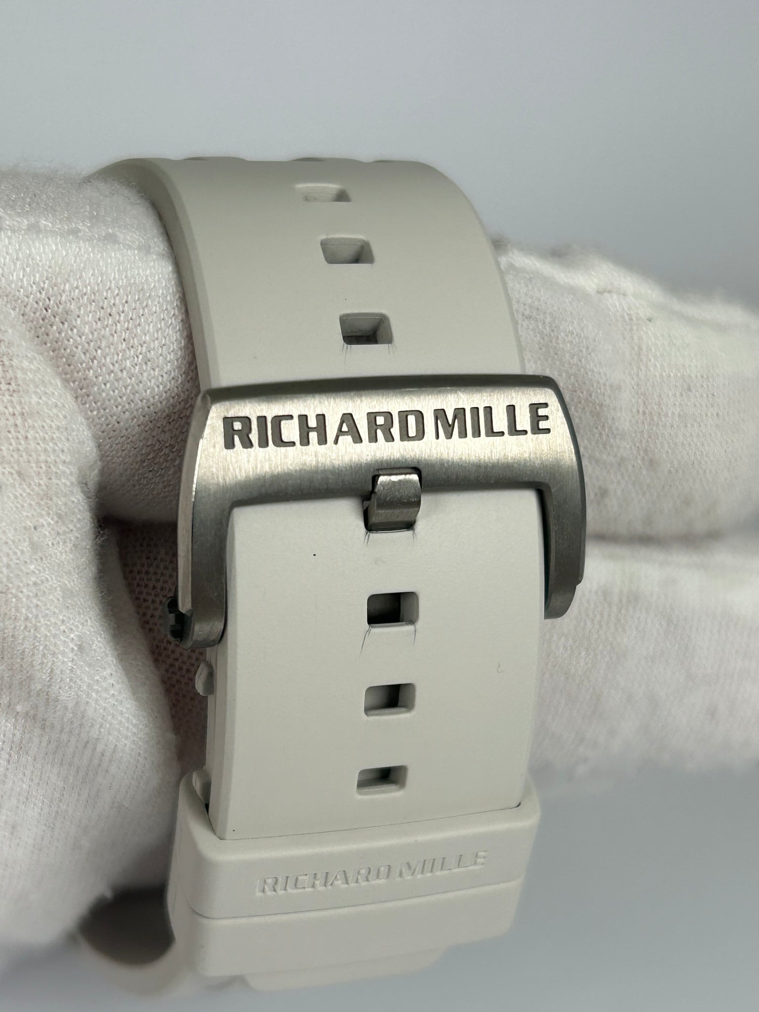 RICHARD MILLE RM032 MANCHESTER CITY LIMITED
