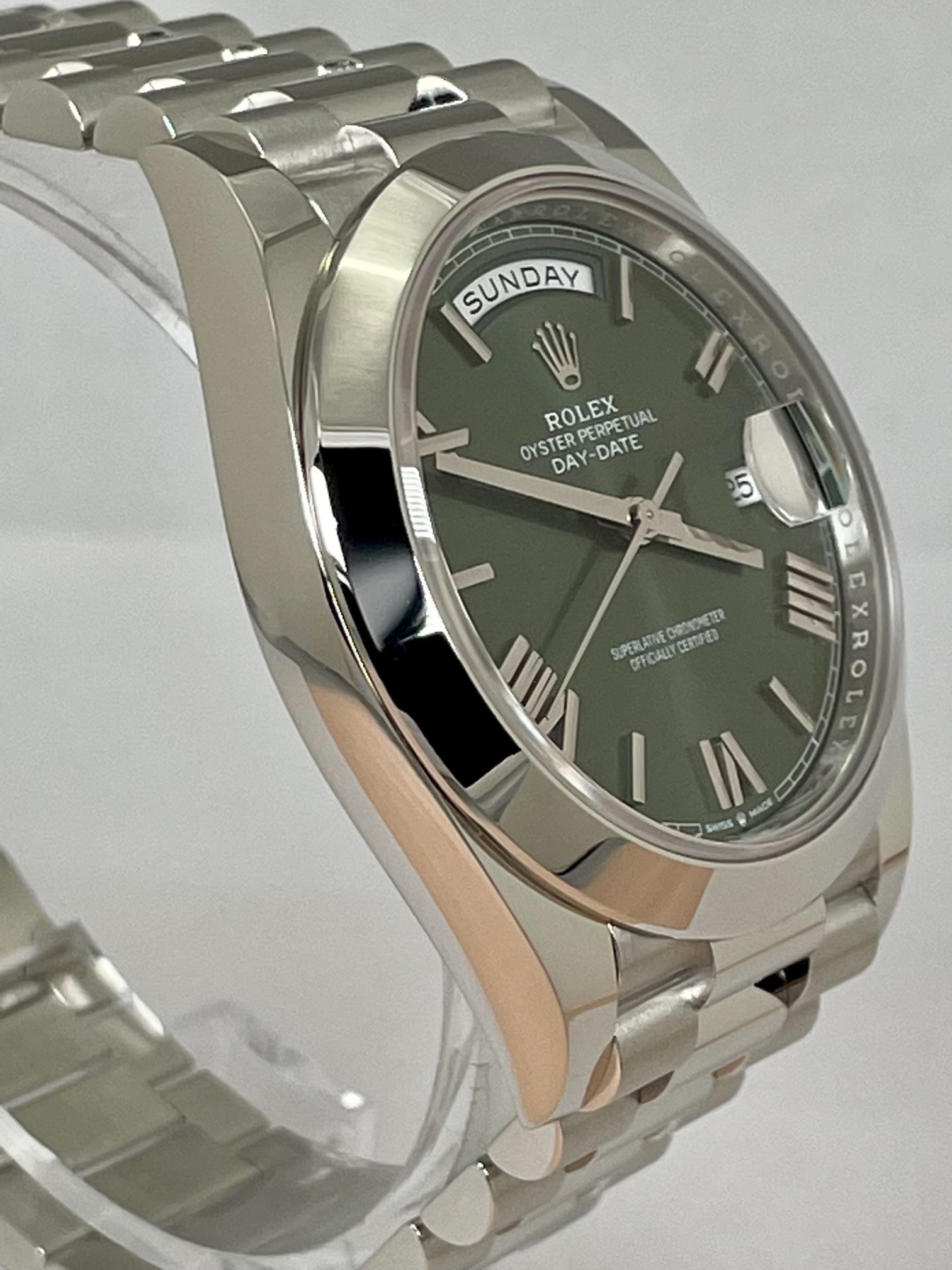 ROLEX DAY-DATE 40 OLIVE GREEN PLATINUM DISCONTINUED 228206